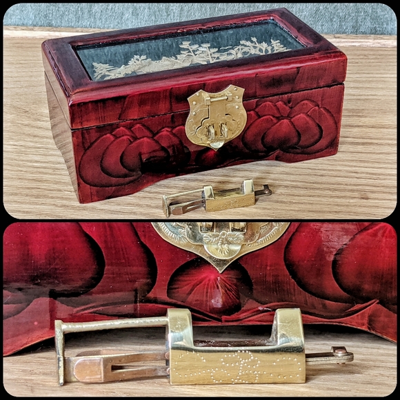 Vintage Eastern cork art lotus jewelry lock box